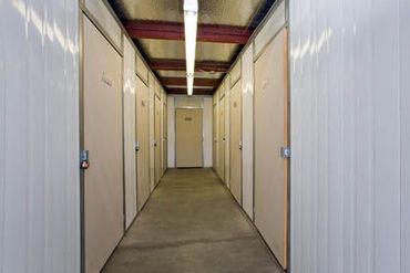 Storage Court - 23 West Mead Avenue Yakima, WA 98902