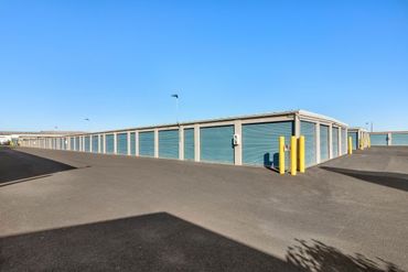 Storage Court - 23 West Mead Avenue Yakima, WA 98902