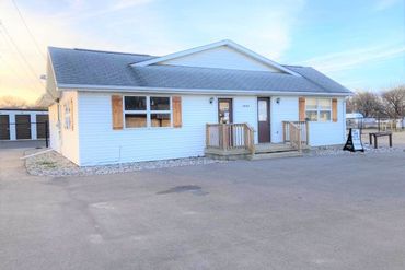 1-800-Self-Storage.com of Durand - 1003 North Saginaw Street Durand, MI 48429