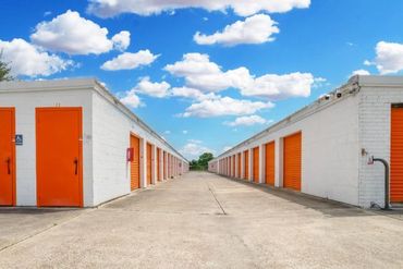 10 Federal Storage - 3300 Avenue G 1/2 Santa Fe, TX 77510