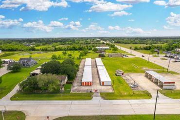 10 Federal Storage - 3300 Avenue G 1/2 Santa Fe, TX 77510