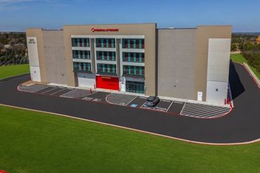 10 Federal Storage - 3975 U.S. 290 Dripping Springs, TX 78620