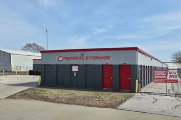 10 Federal Storage - 1624 Fuller Road West Des Moines, IA 50265