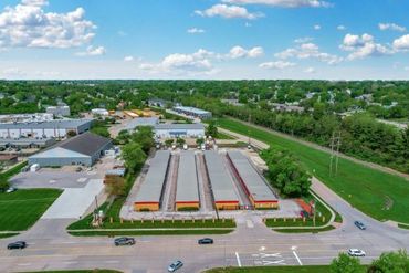 10 Federal Storage - 2001 Grand Ave West Des Moines, IA 50265