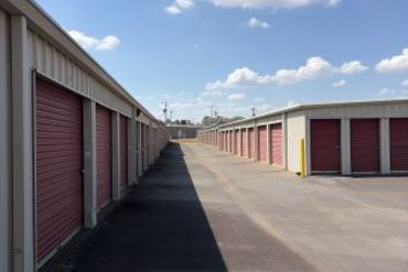 10 Federal Storage - 503 Northgate Drive Jacksonville, AR 72076