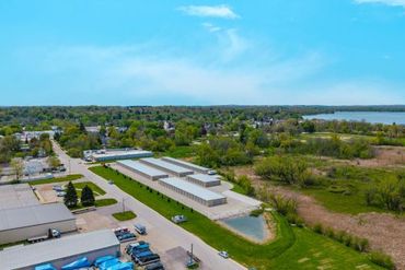 10 Federal Storage - 229 Sussex Street Pewaukee, WI 53072