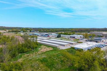 10 Federal Storage - 229 Sussex Street Pewaukee, WI 53072