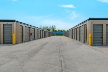 10 Federal Storage - 229 Sussex Street Pewaukee, WI 53072