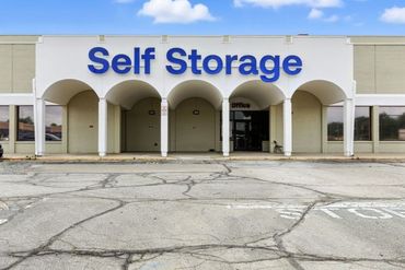 2943 JustStorage - 6901 Michigan Road Indianapolis, IN 46268
