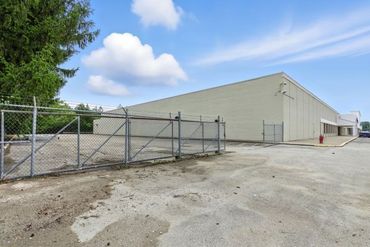 2943 JustStorage - 6901 Michigan Road Indianapolis, IN 46268