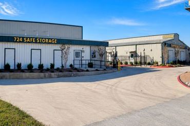 724 Safe Storage - 1008 U.S. 377 Pilot Point, TX 76258