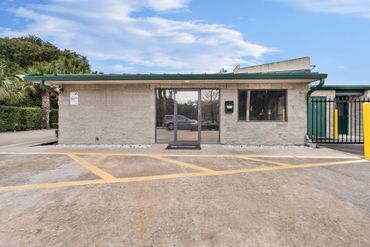 9170 - 2707 Southwest 40th Boulevard Gainesville, FL 32608