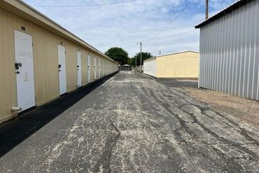 Amarillo Storage Center - 6306 Canyon Dr Amarillo, TX 79109