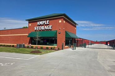 Ample Storage Lumberton - 6701 East Elizabethtown Road Lumberton, NC 28358