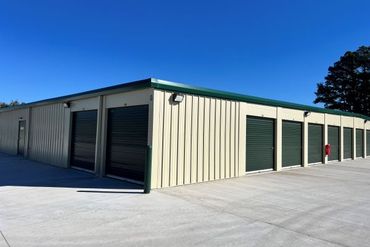 Ample Storage Lumberton - 6701 East Elizabethtown Road Lumberton, NC 28358