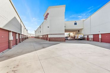 Arcadia 210 Self Storage - 324 North 2nd Avenue Arcadia, CA 91006