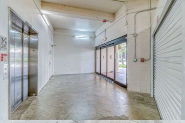 Avid Storage - 8321 Pines Boulevard Pembroke Pines, FL 33024