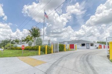 Avid Storage - 1849 Southwest South Macedo Boulevard Port St. Lucie, FL 34984