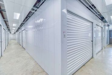 Avid Storage - University AR - 2010 South University Avenue Little Rock, AR 72204
