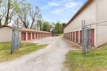 Berryville Self Storage - 606 High Street Berryville, AR 72616