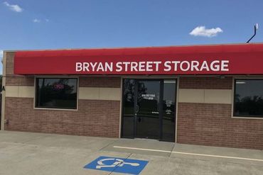 Bryan Street Storage - 526 North Bryan Avenue Shawnee, OK 74801