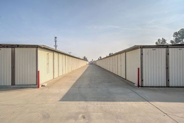 Budget Mini Storage - 1550 Glendale Avenue Hanford, CA 93230