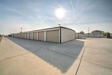 Budget Mini Storage - 1550 Glendale Avenue Hanford, CA 93230