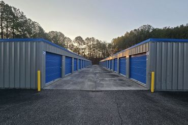 Canton Waleska Self Storage - 5439 Reinhardt College Parkway Waleska, GA 30183