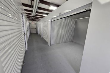 Canton Waleska Self Storage - 5439 Reinhardt College Parkway Waleska, GA 30183