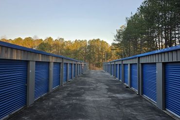 Canton Waleska Self Storage - 5439 Reinhardt College Parkway Waleska, GA 30183