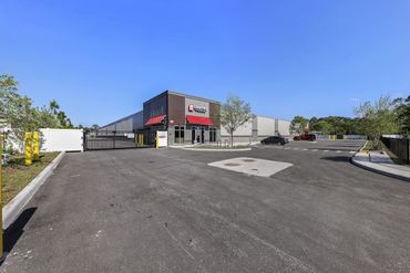 Centro Storage - 1091 Broward Road Jacksonville, FL 32218