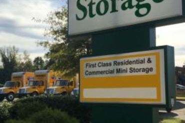 Clarksville Lock Storage - 405 Tiny Town Road Clarksville, TN 37042