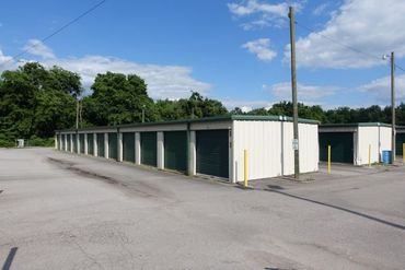 Clarksville Lock Storage - 405 Tiny Town Road Clarksville, TN 37042