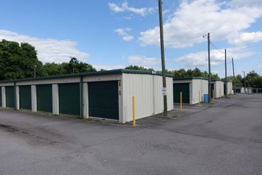 Clarksville Lock Storage - 405 Tiny Town Road Clarksville, TN 37042