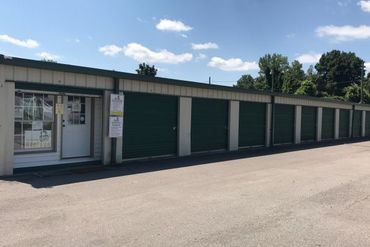 Clarksville Lock Storage - 405 Tiny Town Road Clarksville, TN 37042