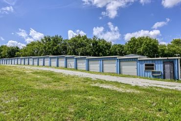 Colonial Storage - 556 South Colonial Drive Webb City, MO 64870
