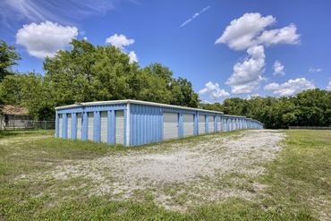 Colonial Storage - 556 South Colonial Drive Webb City, MO 64870