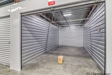 CubeSmart Self Storage - 125 Saundersville Road Hendersonville, TN 37075