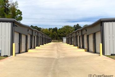 CubeSmart Self Storage - 1326 East Grande Boulevard Tyler, TX 75703