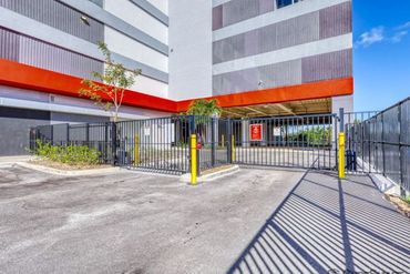 CubeSmart Self Storage - 3020 South Federal Highway Fort Lauderdale, FL 33316