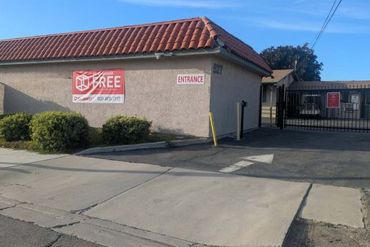 CubeSmart Self Storage - 527 Olive Avenue Vista, CA 92083