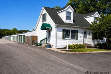 CubeSmart Self Storage - 5530 Columbus Pike Lewis Center, OH 43035