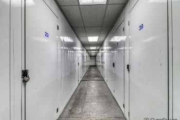 CubeSmart Self Storage - 6210 Forest Hills Road Loves Park, IL 61111