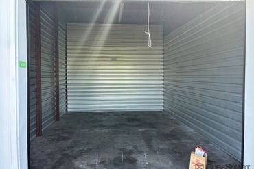 CubeSmart Self Storage - 7000 Iris Street Sarasota, FL 34243
