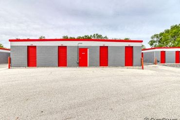 CubeSmart Self Storage - 7209 Teckler Boulevard Crystal Lake, IL 60014