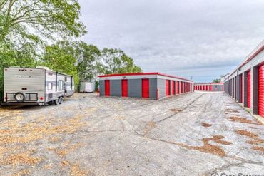 CubeSmart Self Storage - 7209 Teckler Boulevard Crystal Lake, IL 60014