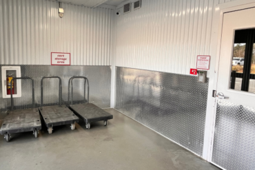 Davis Drive Storage - 11500 Davis Drive Alpharetta, GA 30009