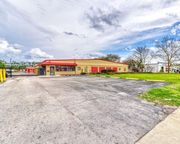 Devon Self Storage Fernandina Beach, Florida - 1678 South 8th Street Fernandina Beach, FL 32034