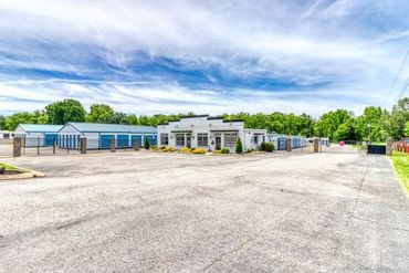 Devon Self Storage Springfield, Tennessee - 3356 Highway 41 South Springfield, TN 37172