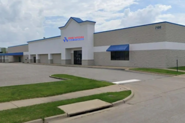 Devon Self Storage Cedar Rapids, Iowa - 2100 Edgewood Road Southwest Cedar Rapids, IA 52404